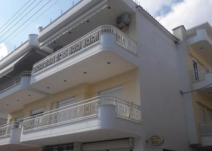 Apartahotel Carpe Diem Rooms Nei Pori Neoi Poroi